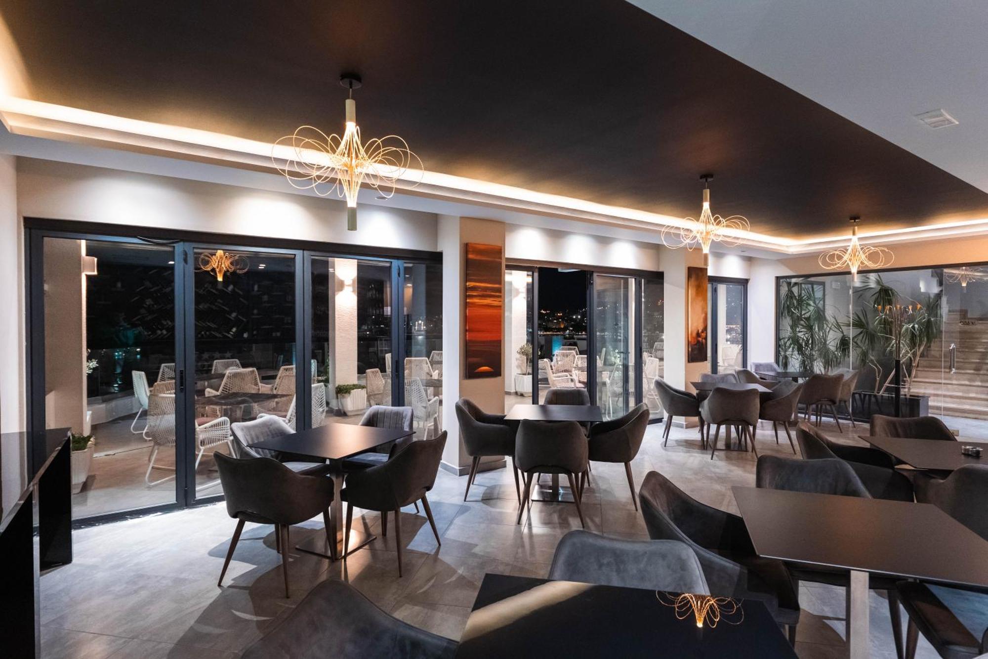 New Heaven Hotel 4*