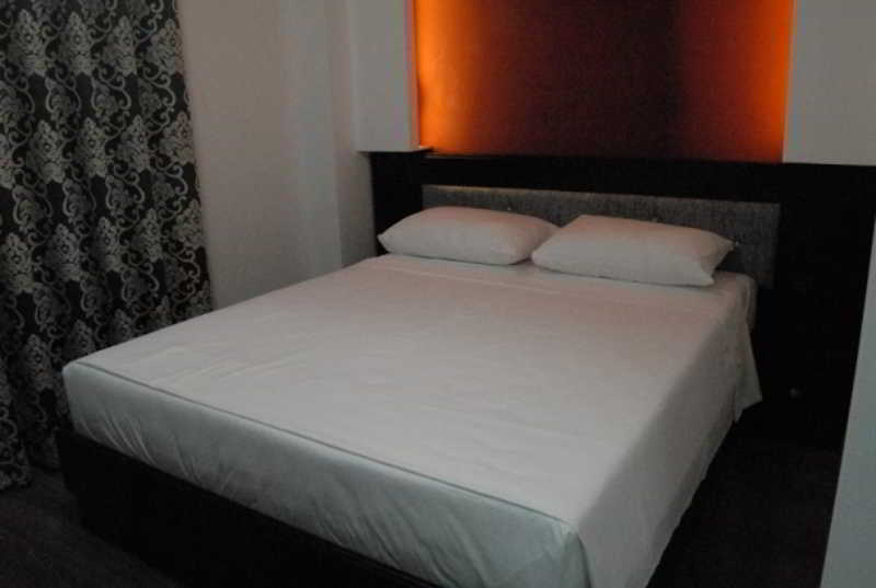 Hotel New Heaven